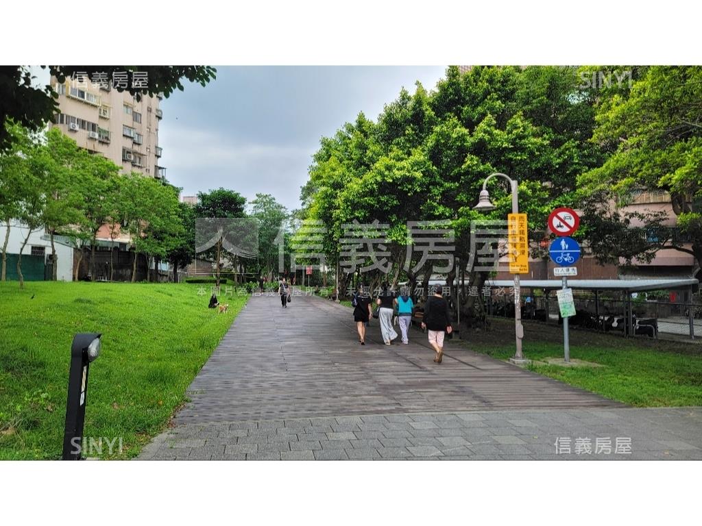 心天母。２＋１有車位房屋室內格局與周邊環境
