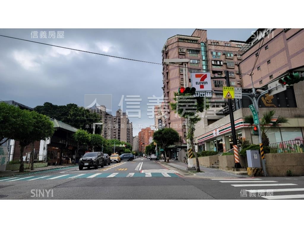 心天母。２＋１有車位房屋室內格局與周邊環境