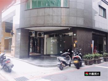 台北橋邊間鄰近捷運金店面