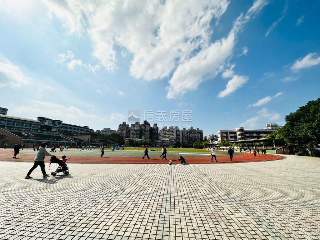學府傳家大空間房屋室內格局與周邊環境