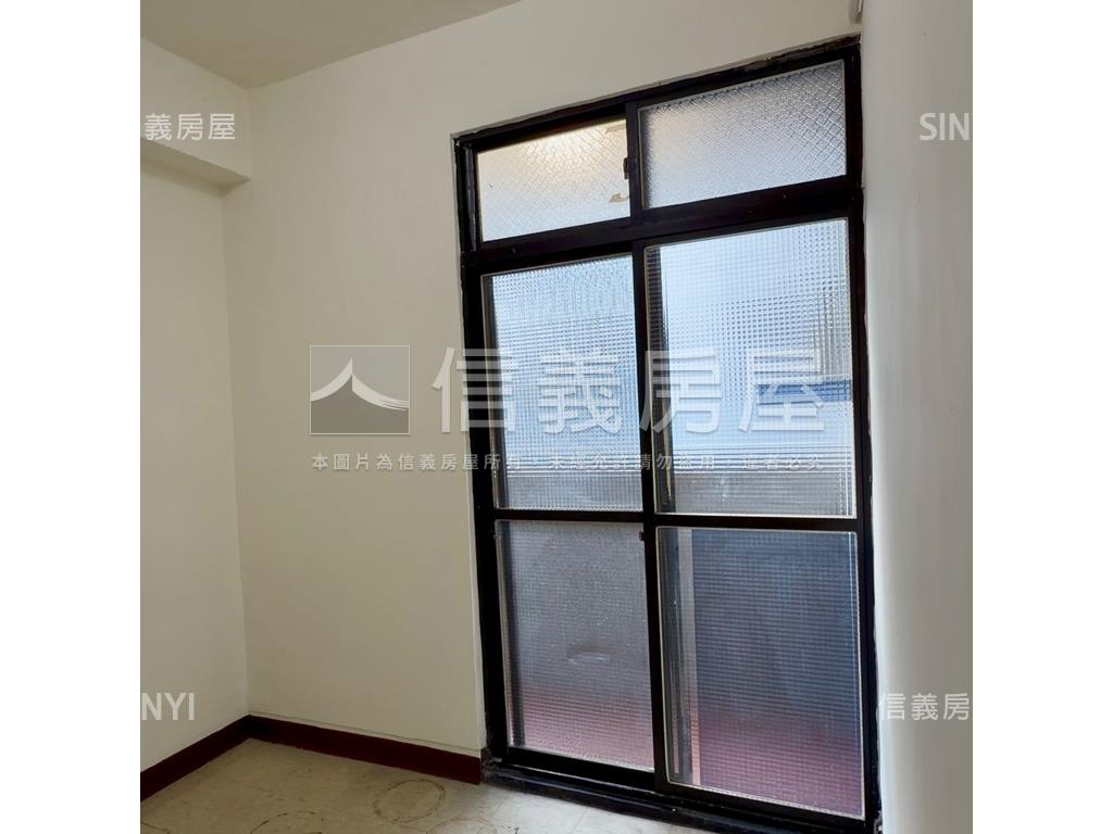 近園道旁三房美寓房屋室內格局與周邊環境