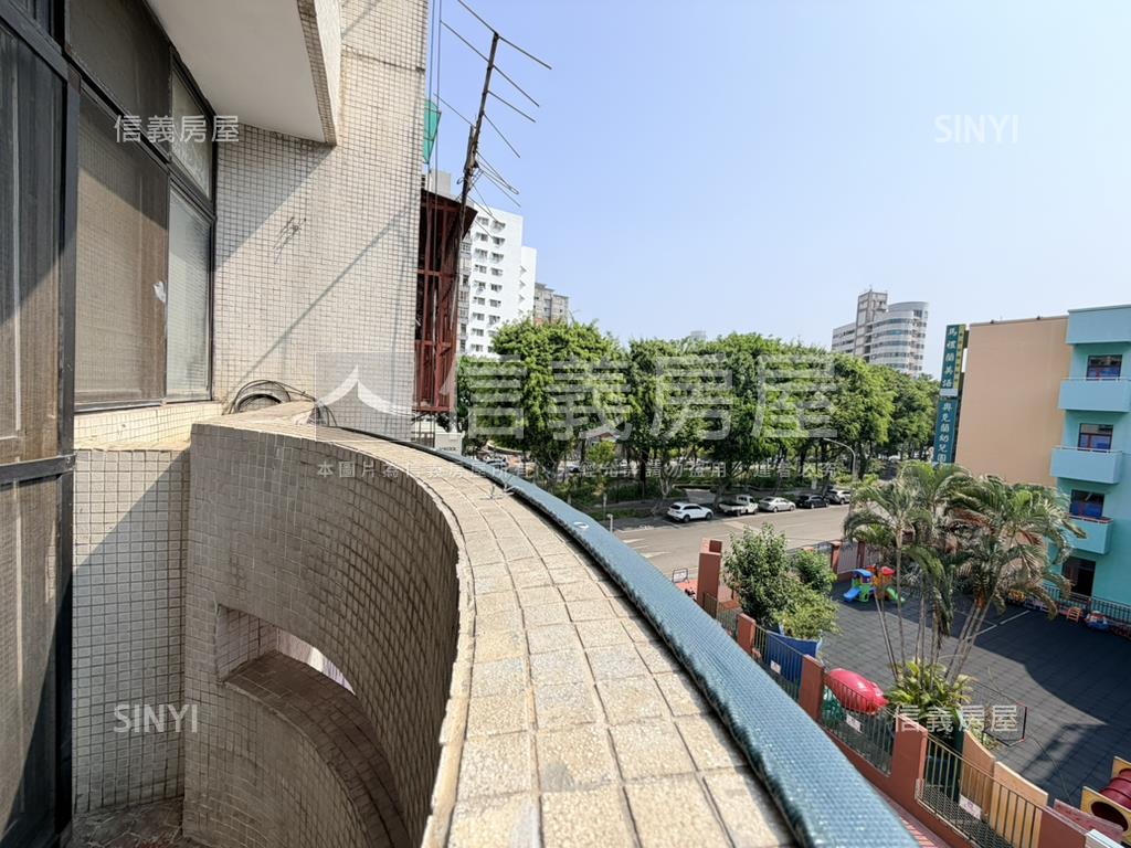 近園道旁三房美寓房屋室內格局與周邊環境