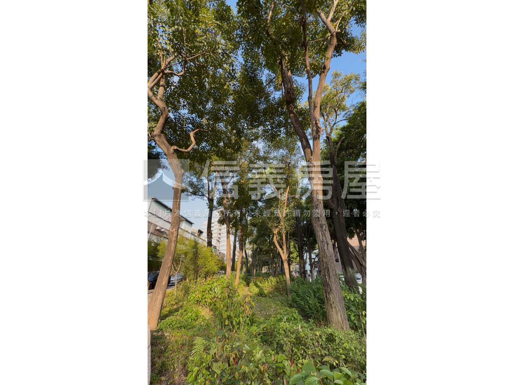 近園道旁三房美寓房屋室內格局與周邊環境