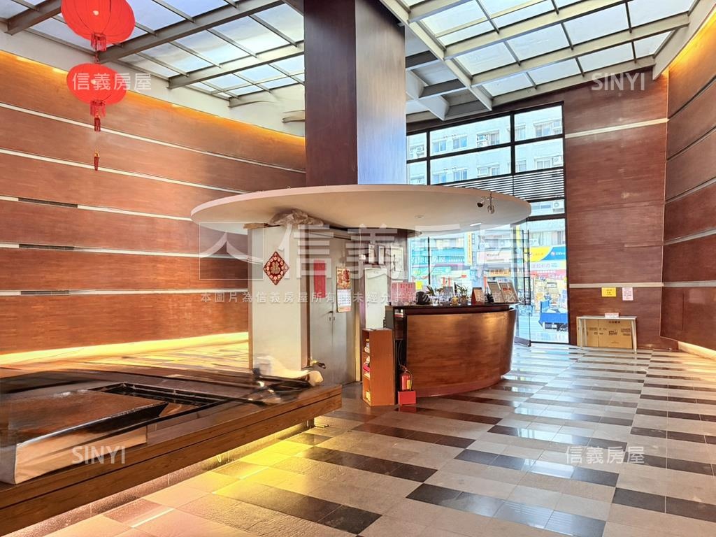 科博之星兩房平車房屋室內格局與周邊環境