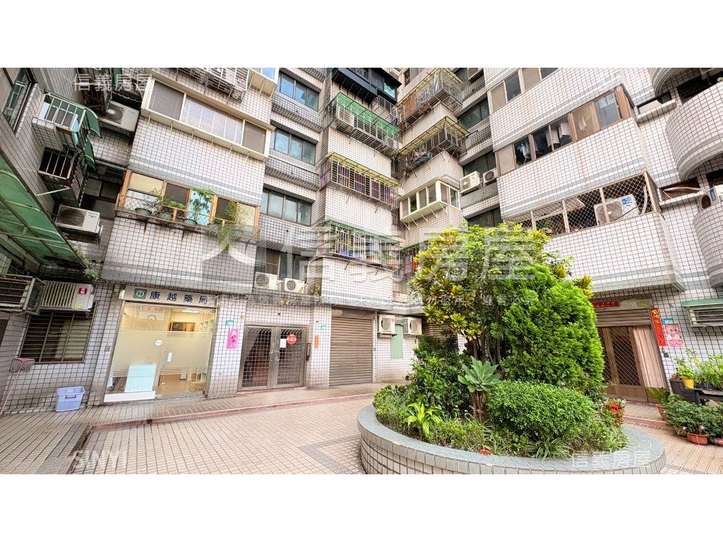 專任藍天綠第低總價近捷運房屋室內格局與周邊環境