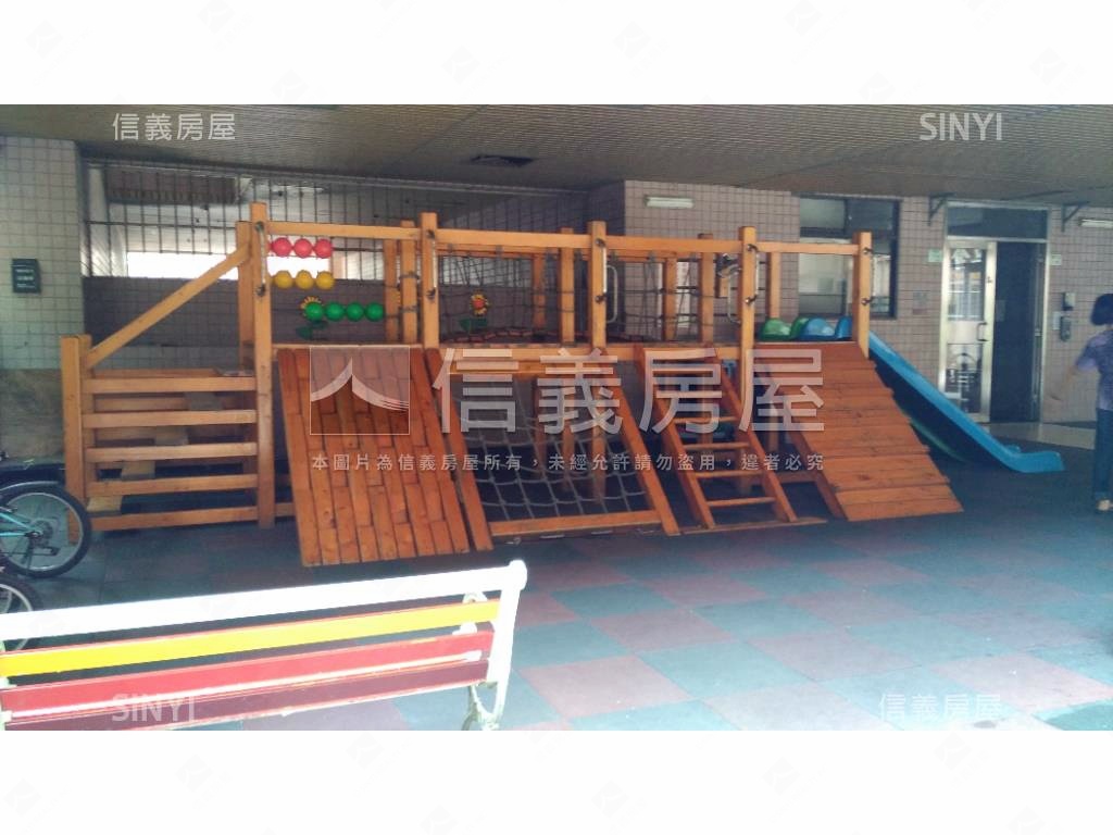 輕鬆成家英雄鎮小資美套房房屋室內格局與周邊環境