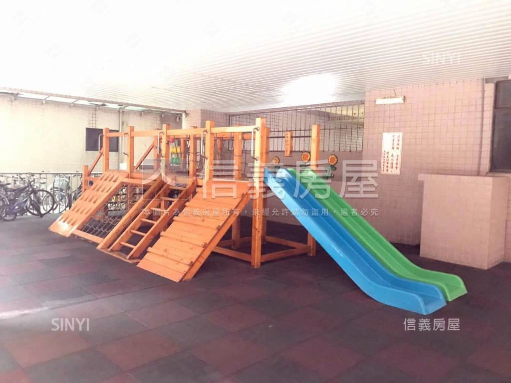 輕鬆成家英雄鎮小資美套房房屋室內格局與周邊環境