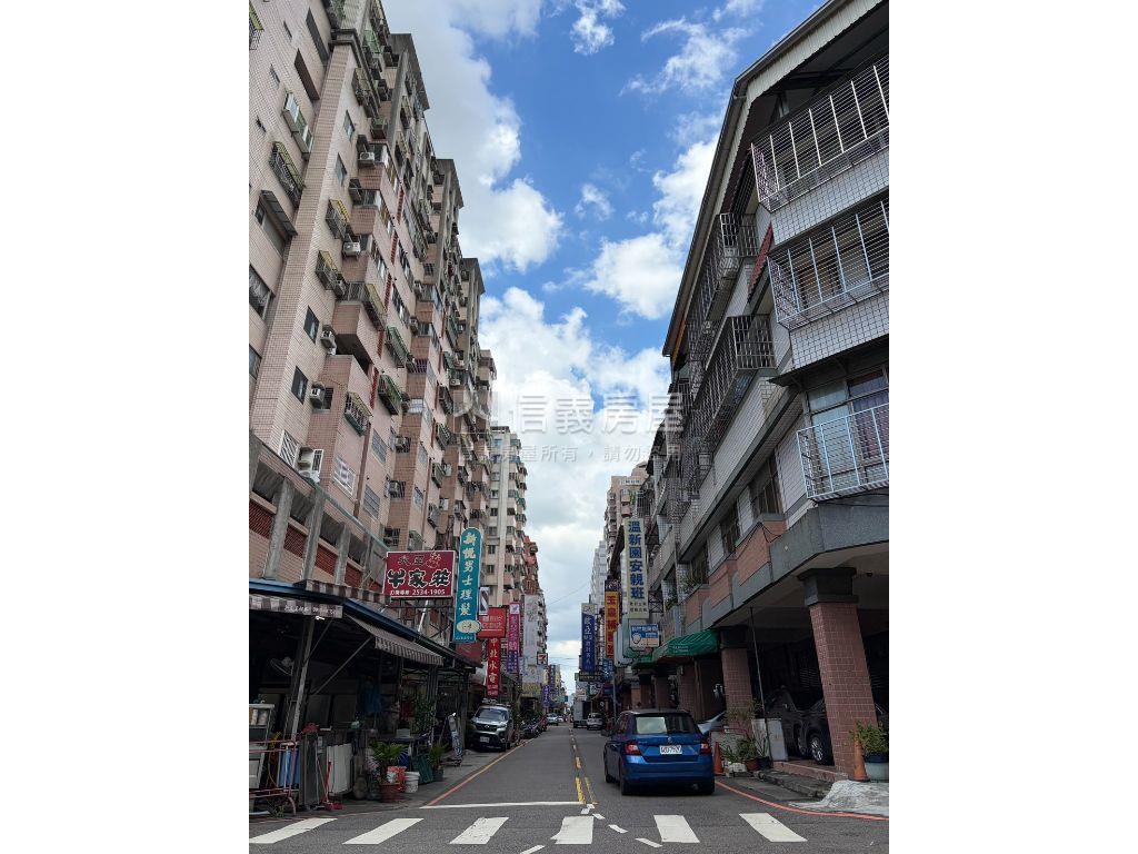 潭子榮興高樓層美三房房屋室內格局與周邊環境