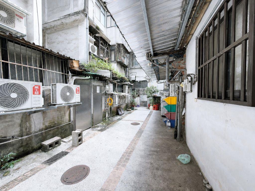 南京三民挑高一樓房屋室內格局與周邊環境