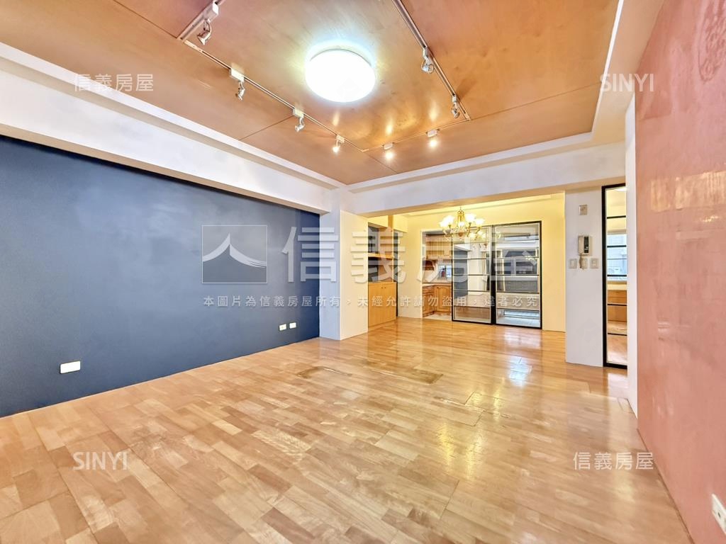 寶璽皇冠稀有四房附車位房屋室內格局與周邊環境