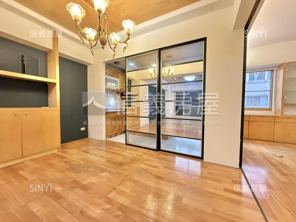 寶璽皇冠稀有四房附車位房屋室內格局與周邊環境