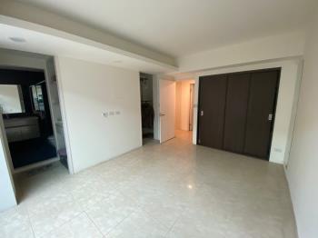 國泰雙敦稀有頂加