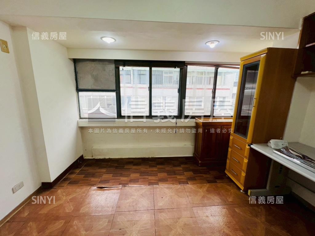 專任！榮總特區兩房電梯房屋室內格局與周邊環境