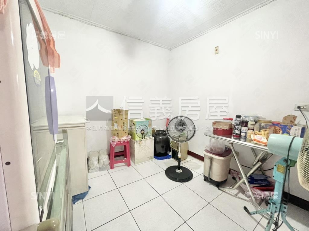 近未來捷運．國小３房２衛房屋室內格局與周邊環境