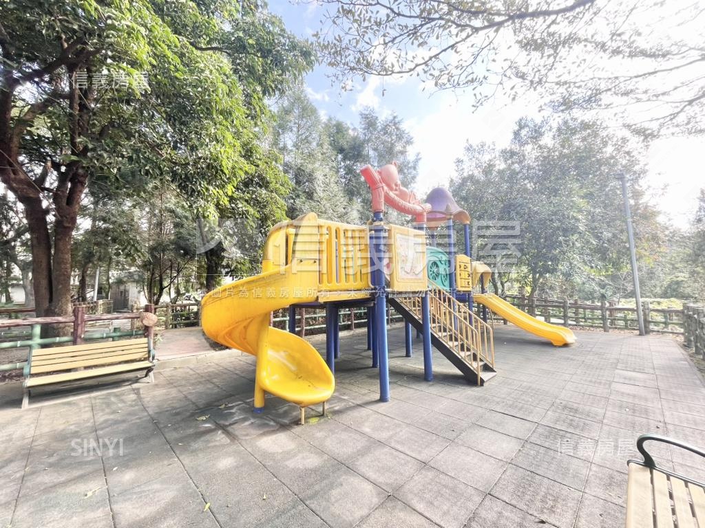 近未來捷運．國小３房２衛房屋室內格局與周邊環境