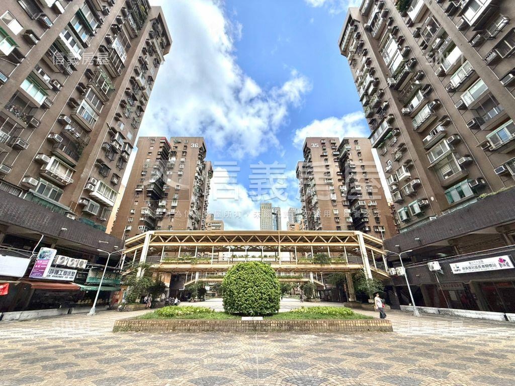 【新接】成功辦公面中庭房屋室內格局與周邊環境