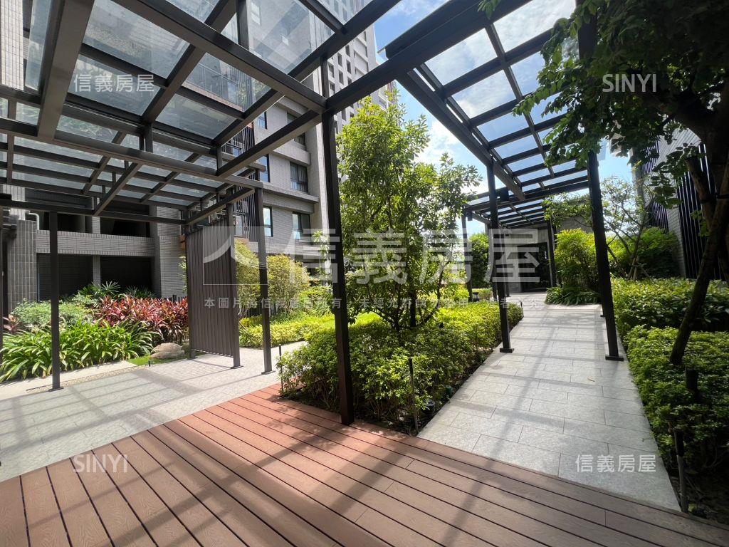 富宇富好高樓雙衛浴房屋室內格局與周邊環境