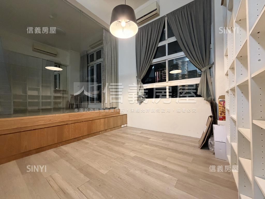 寓見海大面落地玻璃水啦！房屋室內格局與周邊環境