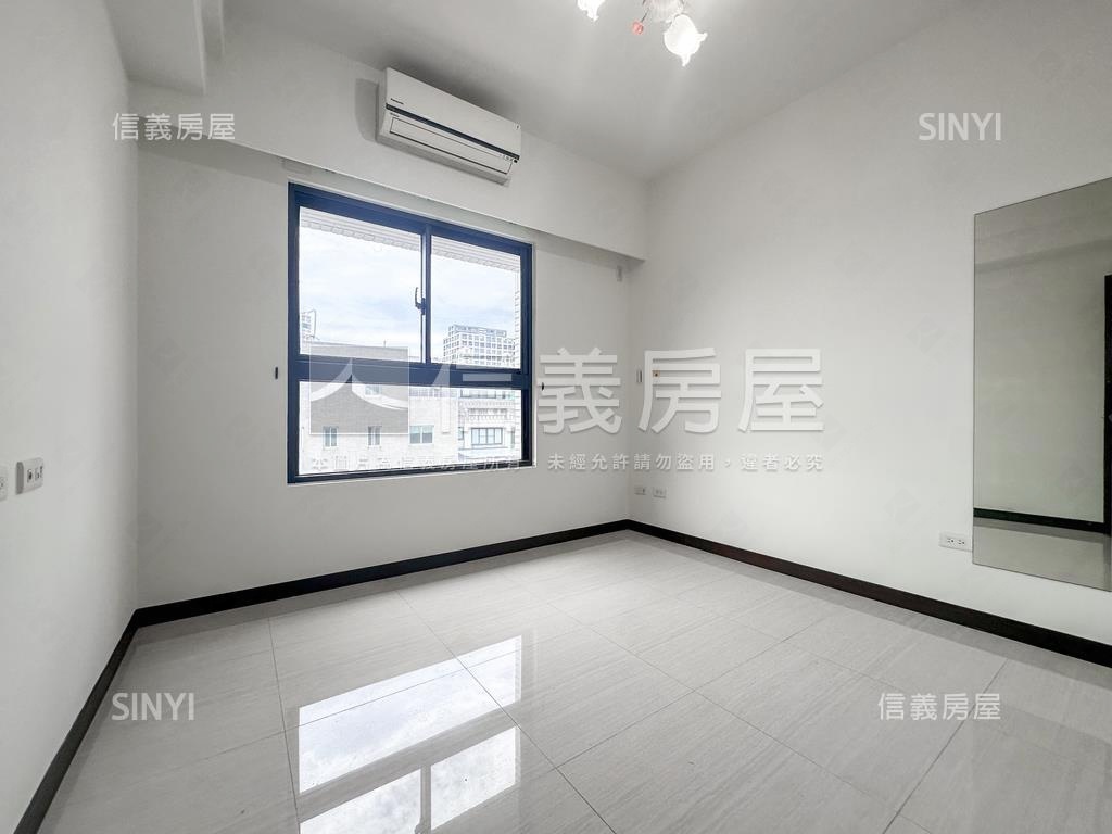 全誠遠見微笑二房平車房屋室內格局與周邊環境