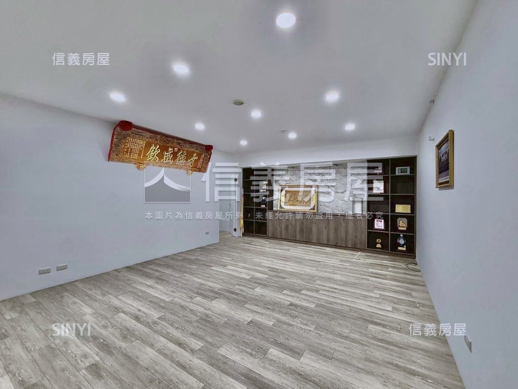 酷大坪數商辦附８個車位房屋室內格局與周邊環境