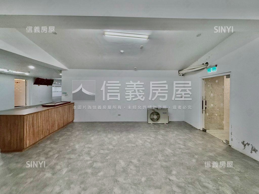 酷大坪數商辦附８個車位房屋室內格局與周邊環境