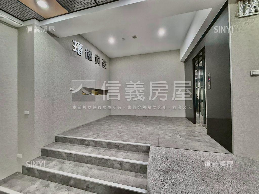 酷大坪數商辦附８個車位房屋室內格局與周邊環境