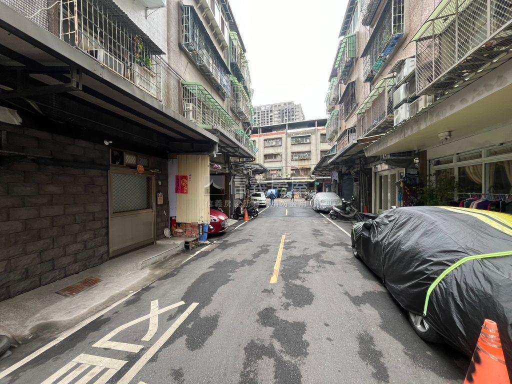 近捷運新生巷一樓房屋室內格局與周邊環境