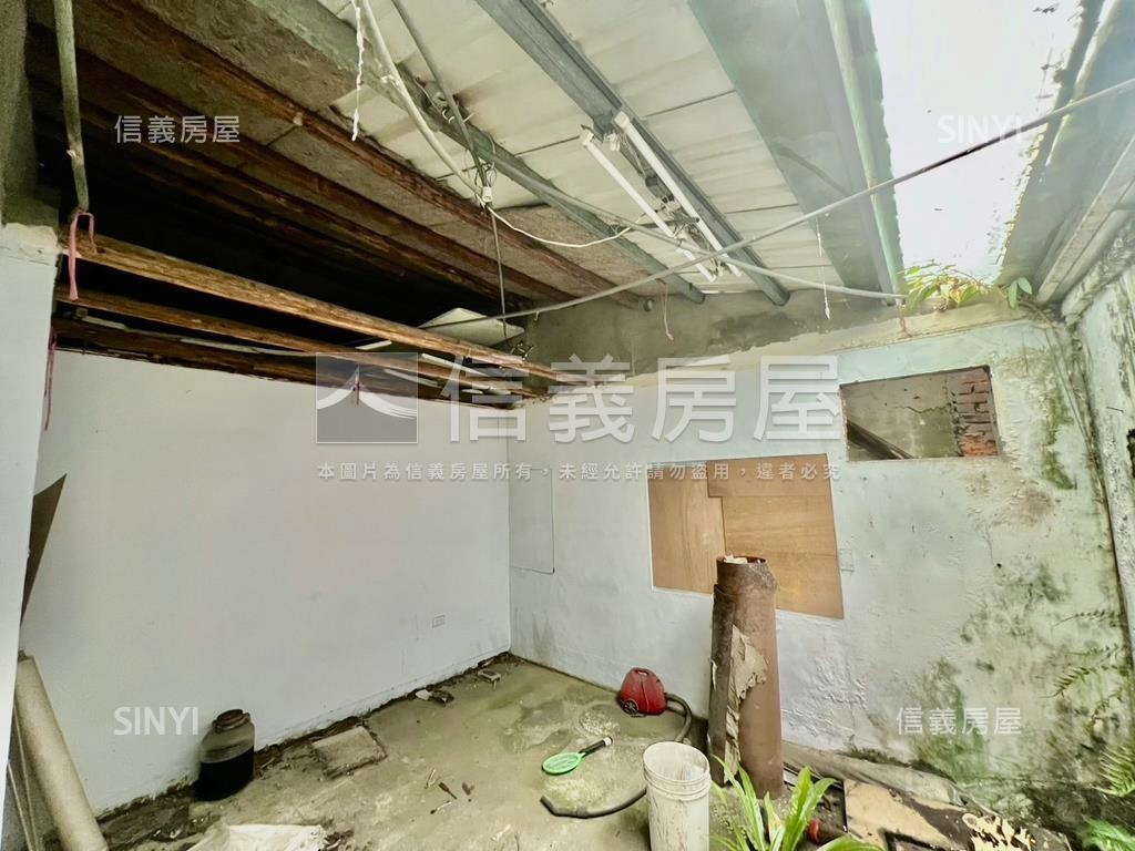 稀有土持多重購退稅佳房屋室內格局與周邊環境