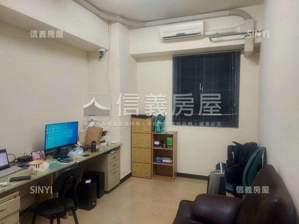 河南路雙平車位黃金店面房屋室內格局與周邊環境