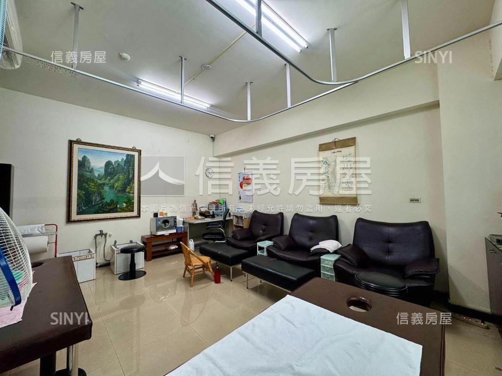 河南路雙平車位黃金店面房屋室內格局與周邊環境