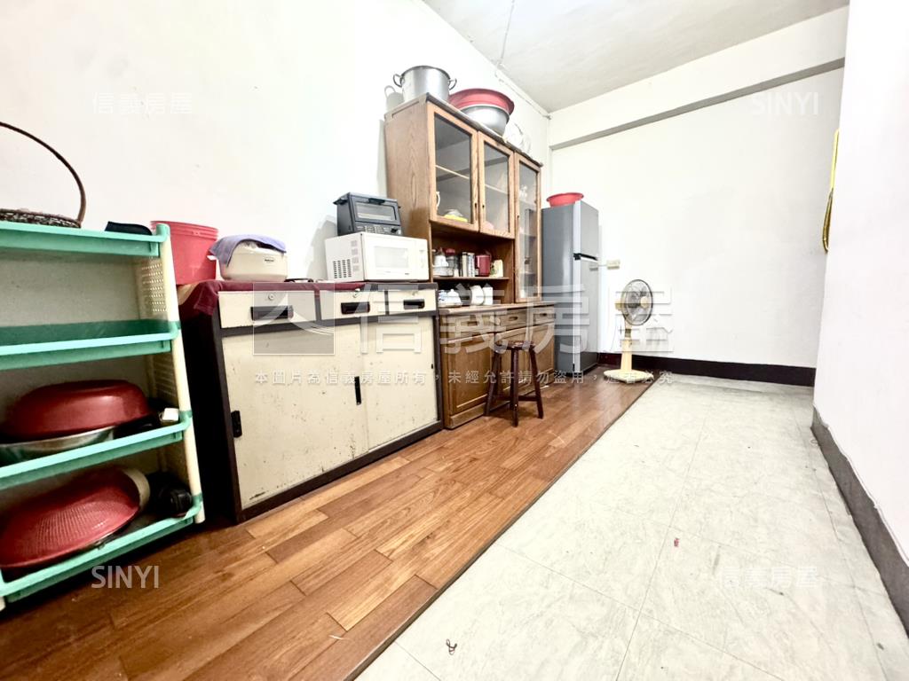 區公所三樓吉品美寓房屋室內格局與周邊環境