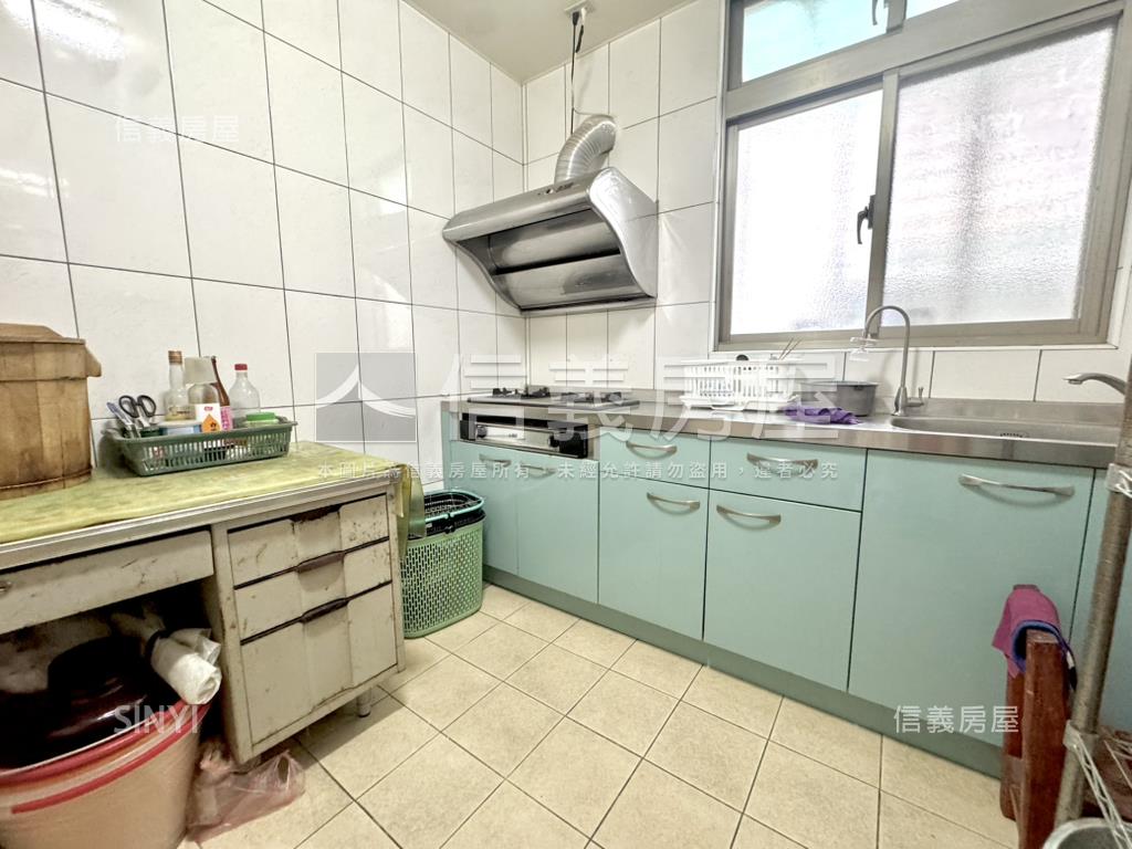 區公所三樓吉品美寓房屋室內格局與周邊環境
