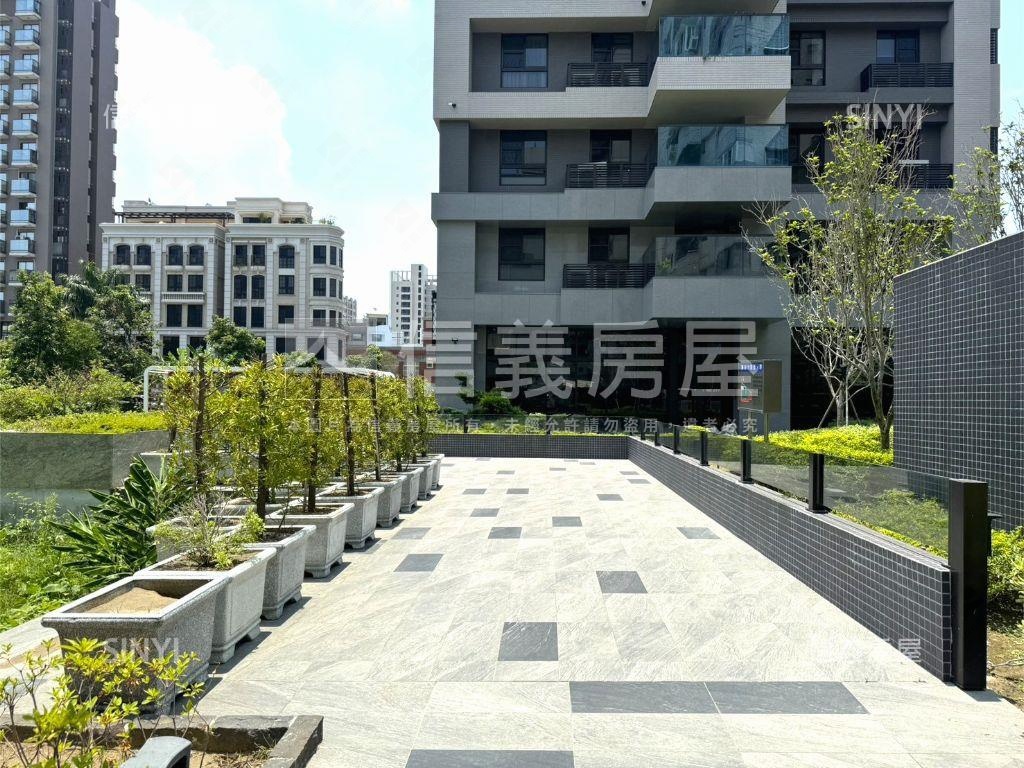 巨蛋質感高樓兩房平車房屋室內格局與周邊環境