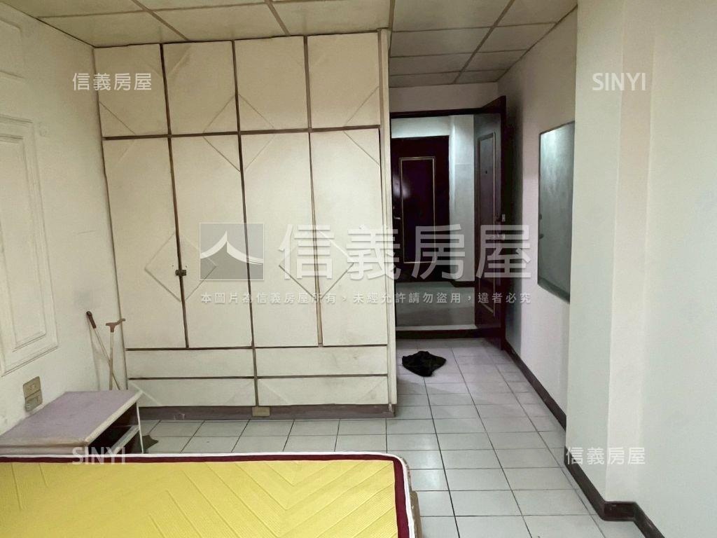 【店長推薦】捷運邊間公寓房屋室內格局與周邊環境