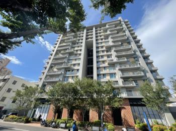 全新近高鐵大面寬漂亮店面