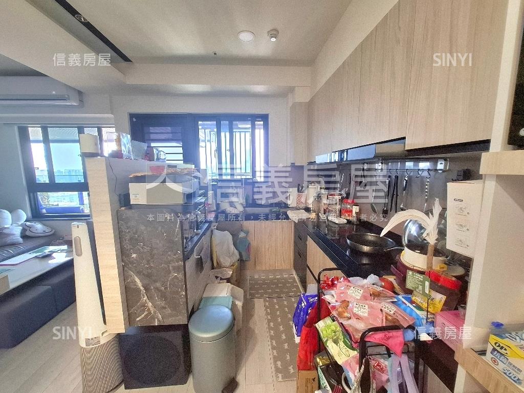 文化潤隆邊間大２房平車房屋室內格局與周邊環境