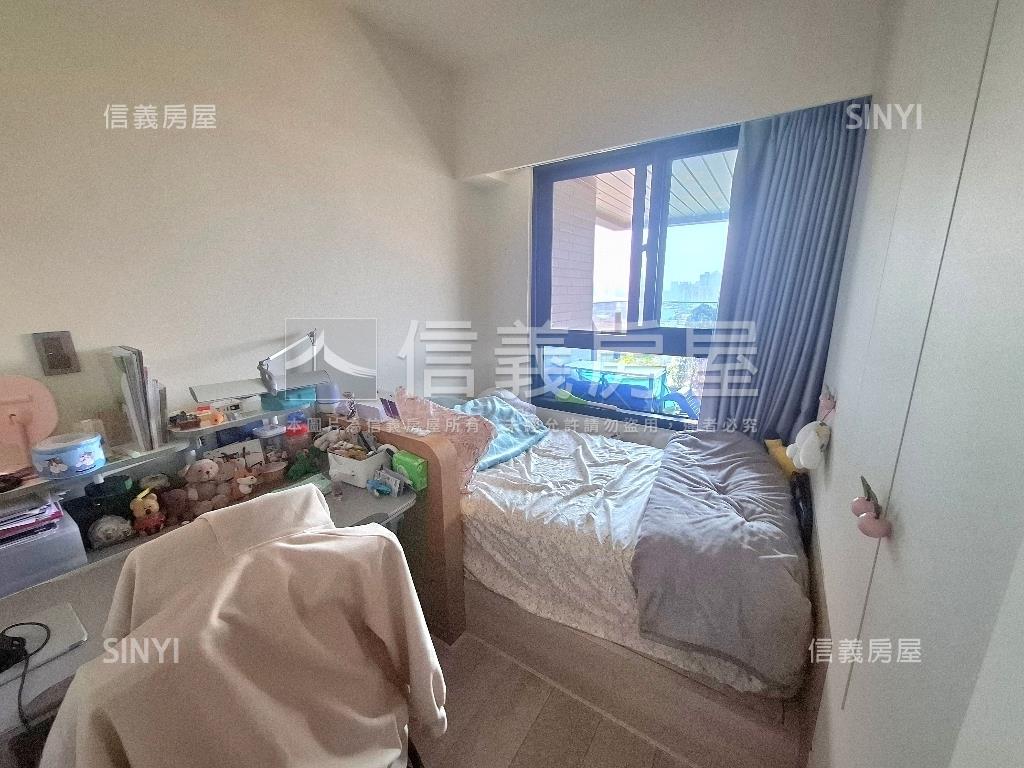 文化潤隆邊間大２房平車房屋室內格局與周邊環境