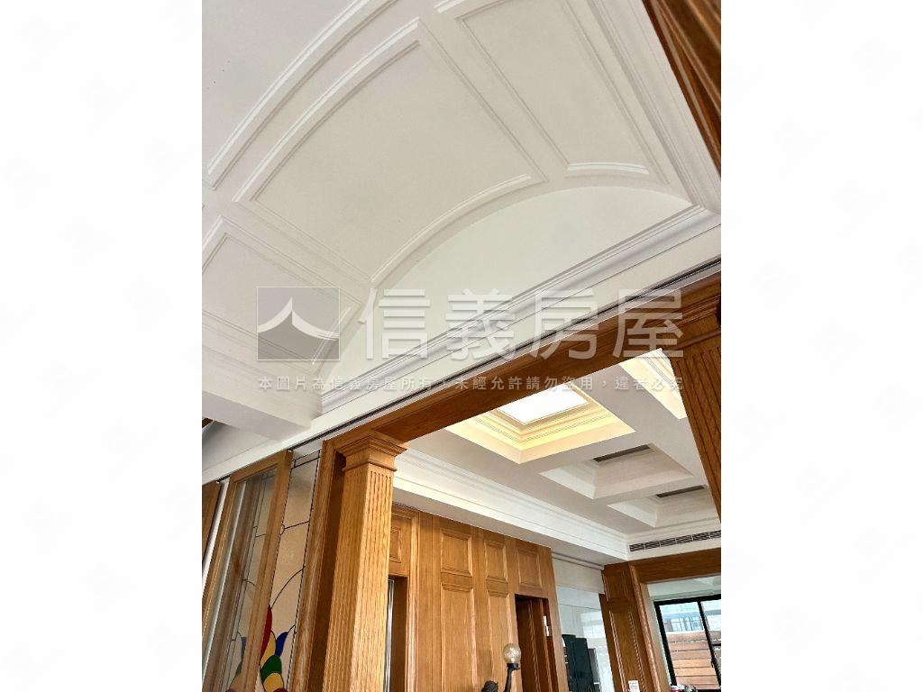西屯美式莊園別墅！房屋室內格局與周邊環境