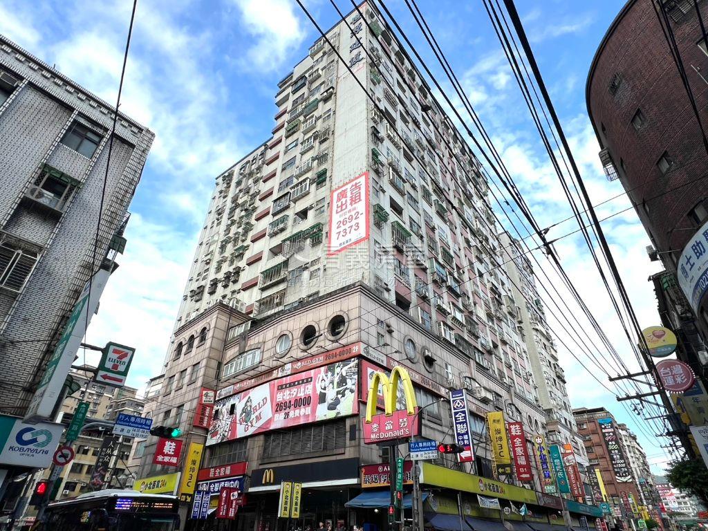 萬世ＯＫ高樓層美宅房屋室內格局與周邊環境