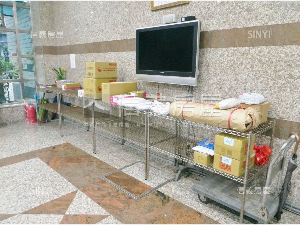 中和１００稀有４房房屋室內格局與周邊環境
