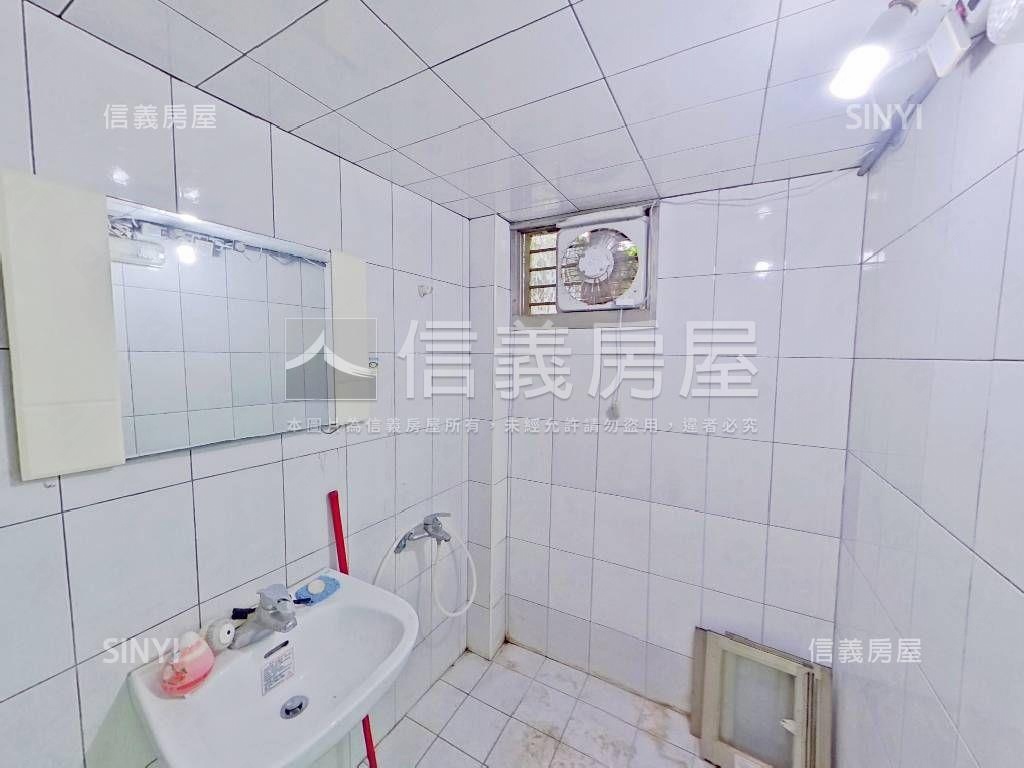 土地持分大●增值潛力一樓房屋室內格局與周邊環境