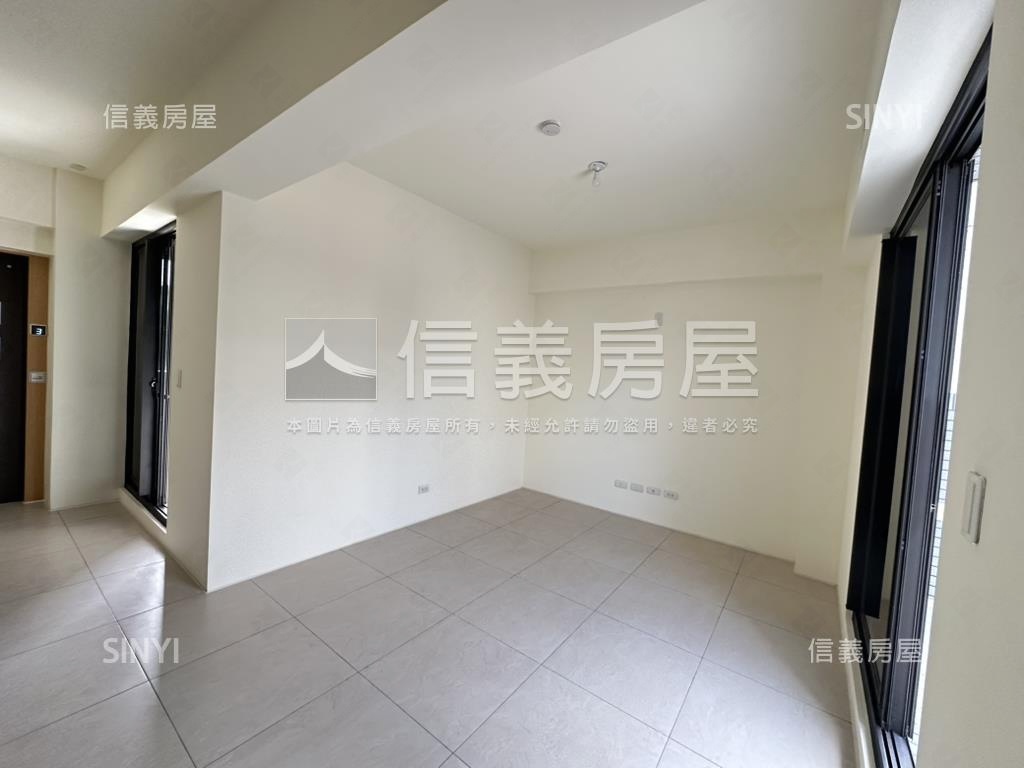 國雄仰德大道全新電梯別墅房屋室內格局與周邊環境