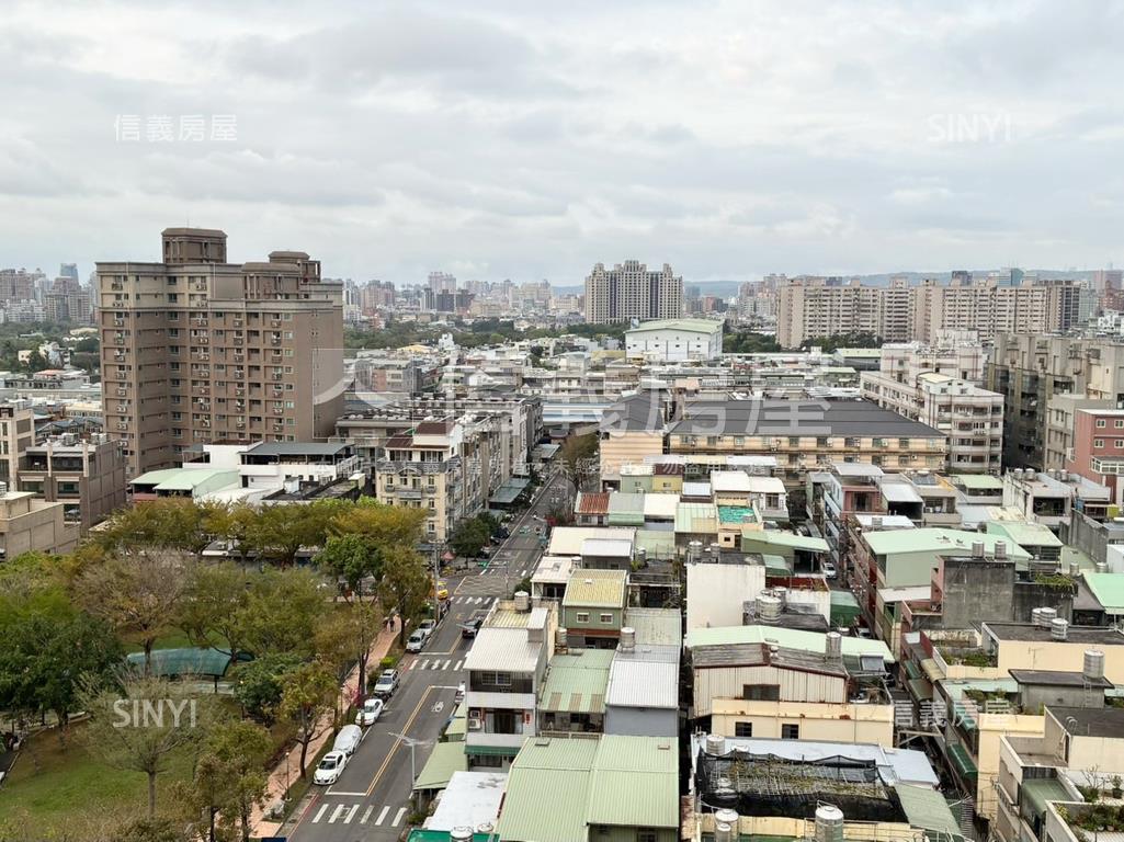 專任。慕夏景觀套房車位房屋室內格局與周邊環境