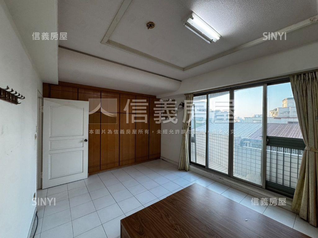 盡收河景賞晚霞大橋大三房房屋室內格局與周邊環境