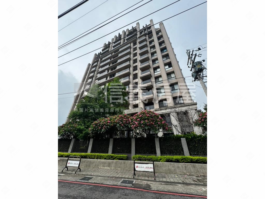 富旺天藍採光視野三房平車房屋室內格局與周邊環境