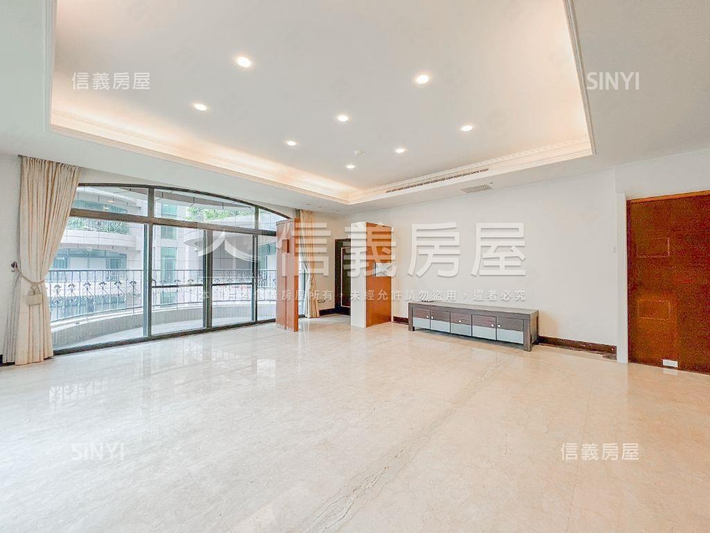 大地坪三房與歌劇院為鄰房屋室內格局與周邊環境