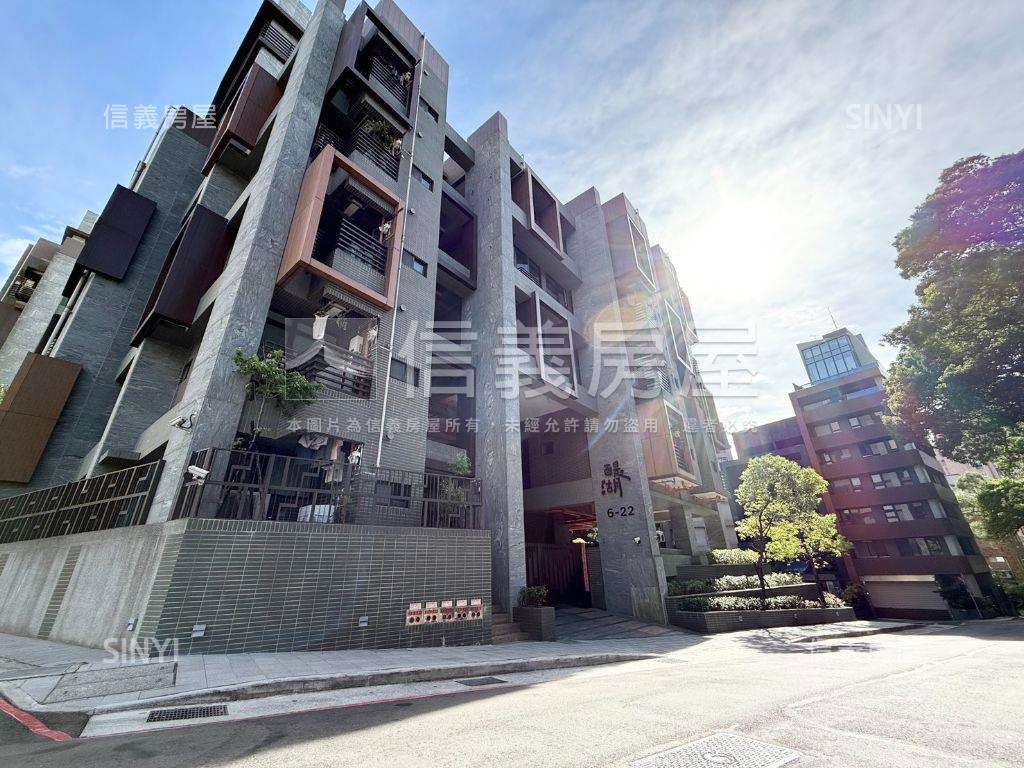 次高樓層方正電梯宅加車位房屋室內格局與周邊環境