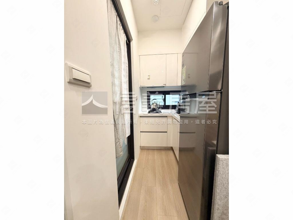 次高樓層方正電梯宅加車位房屋室內格局與周邊環境