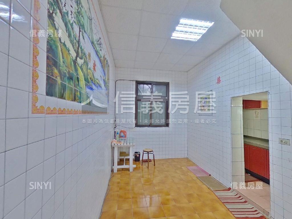 內壢國中大空間透天房屋室內格局與周邊環境