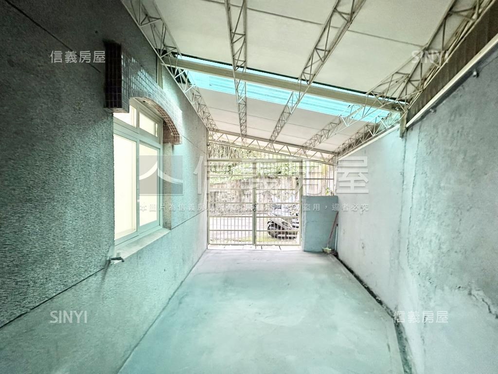 【一樓】邊間三房方便停車房屋室內格局與周邊環境